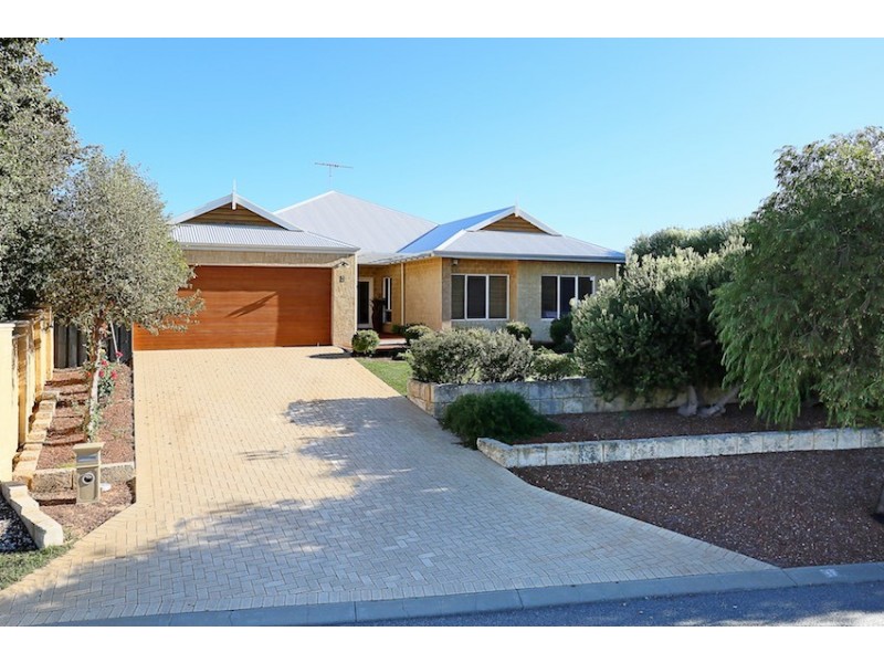 12 Hideaway Cove, Halls Head WA 6210