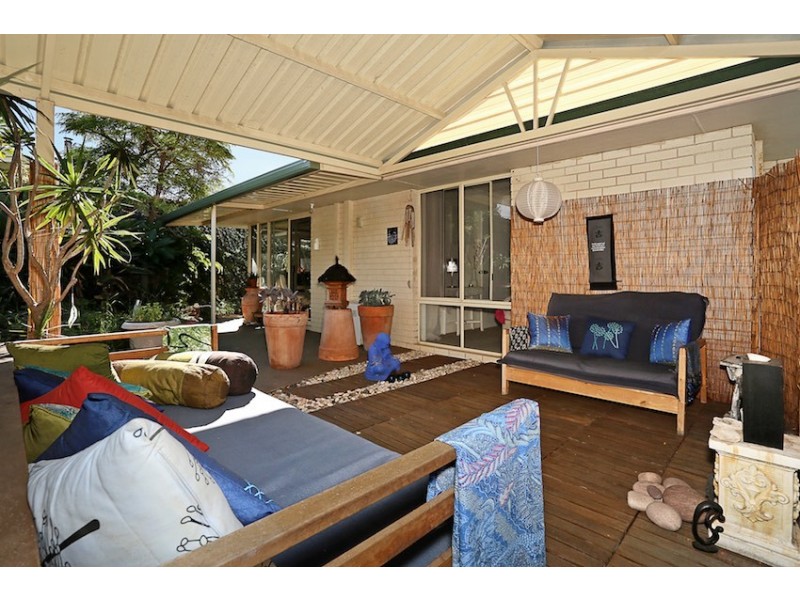 10A Coppercups Place, Halls Head WA 6210