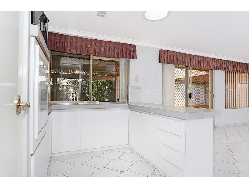 9 Elmore Way, Dudley Park WA 6210