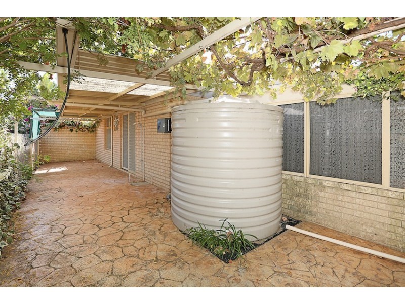 9 Elmore Way, Dudley Park WA 6210