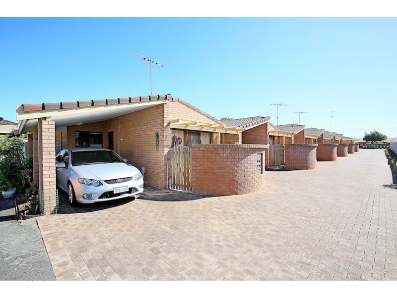 7/11 Creery Street, Dudley Park WA 6210