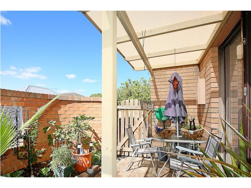 7/11 Creery Street, Dudley Park WA 6210