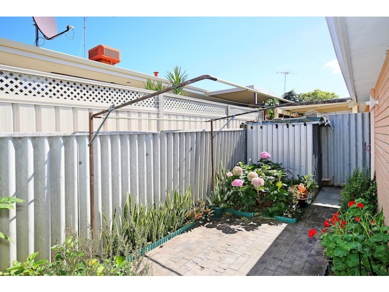 7/11 Creery Street, Dudley Park WA 6210