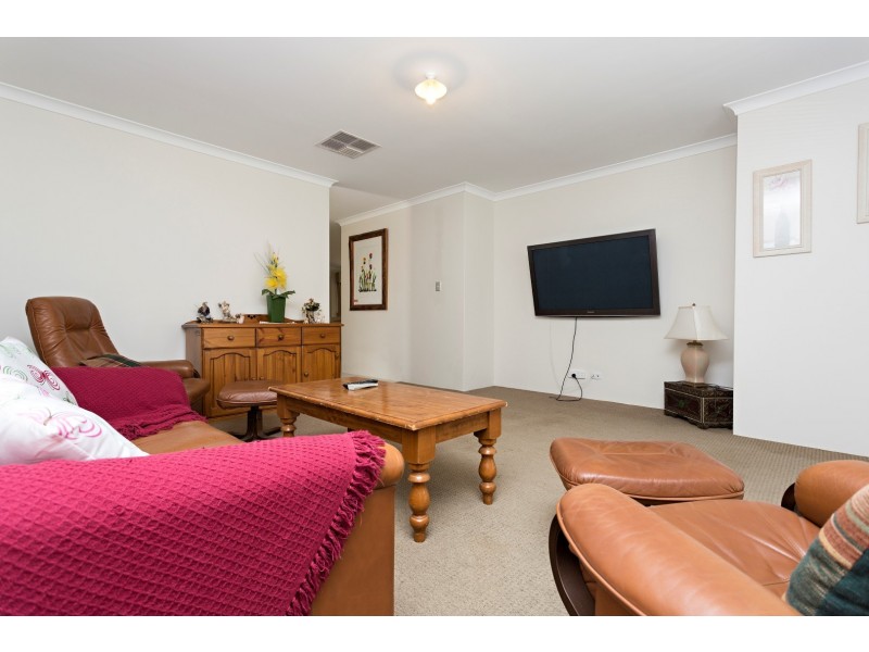 9 Kannemer Link, Meadow Springs WA 6210