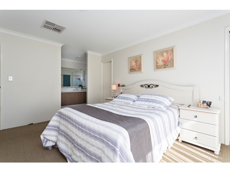 9 Kannemer Link, Meadow Springs WA 6210