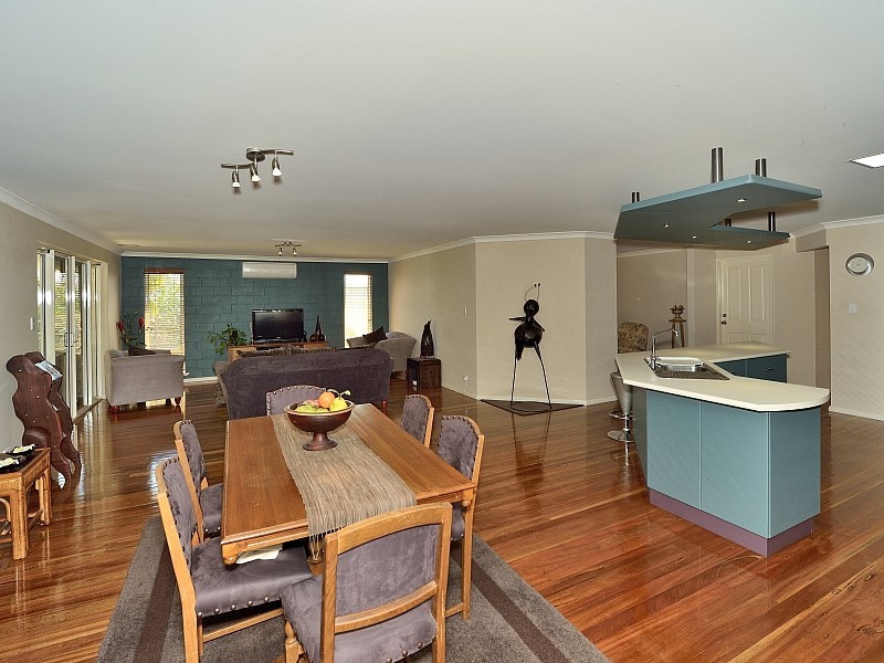 1 Onslow Court, Erskine WA 6210