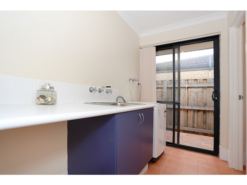 219 Peelwood Parade, Halls Head WA 6210