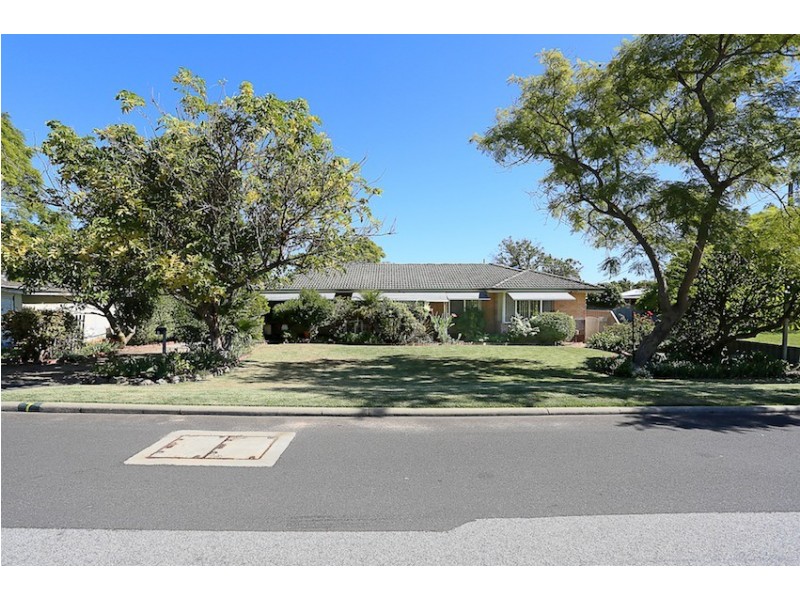 7 Blakeley Street, Mandurah WA 6210