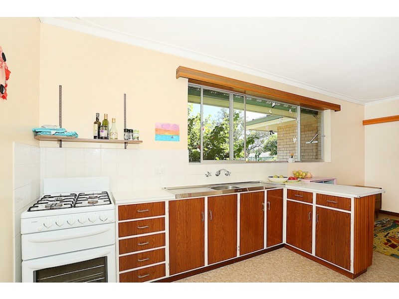 7 Blakeley Street, Mandurah WA 6210