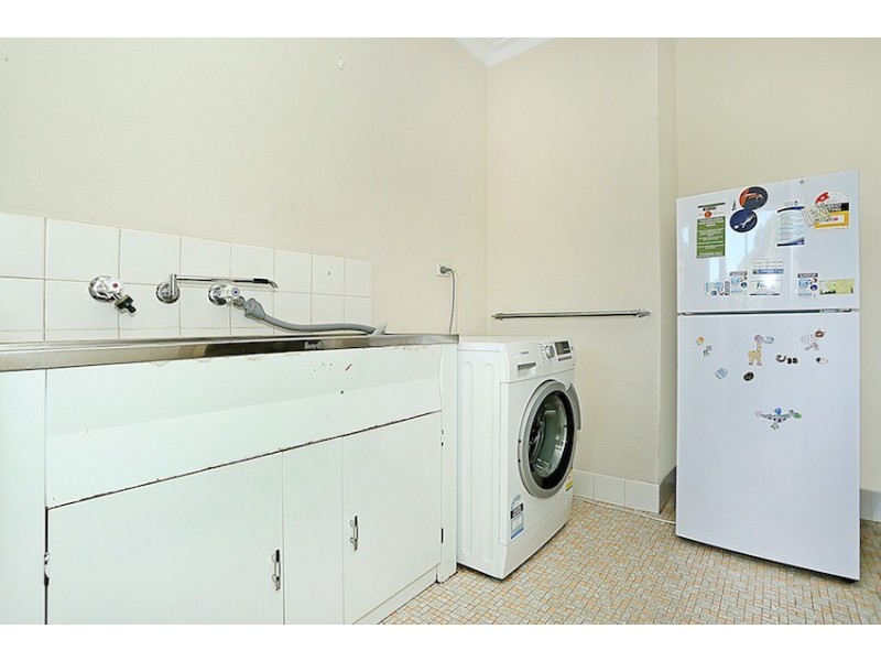 7 Blakeley Street, Mandurah WA 6210