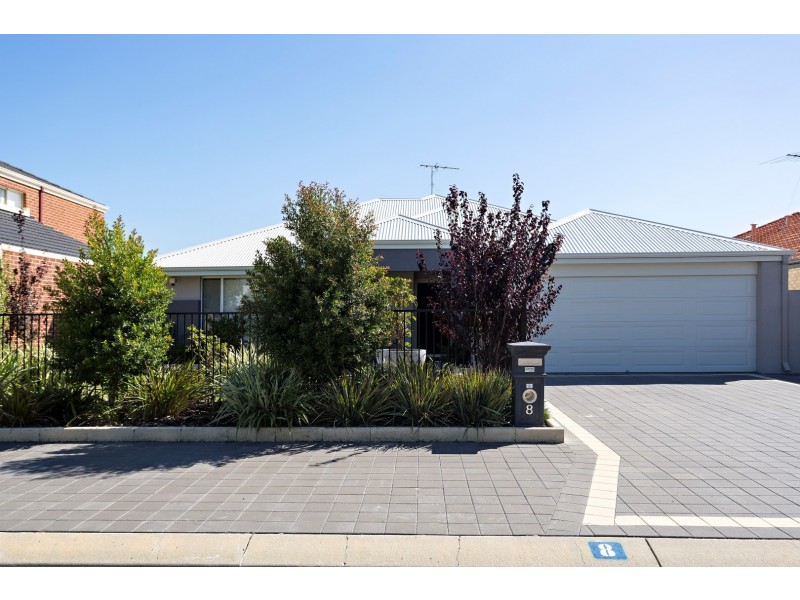 8 Black Swan View, Dudley Park WA 6210