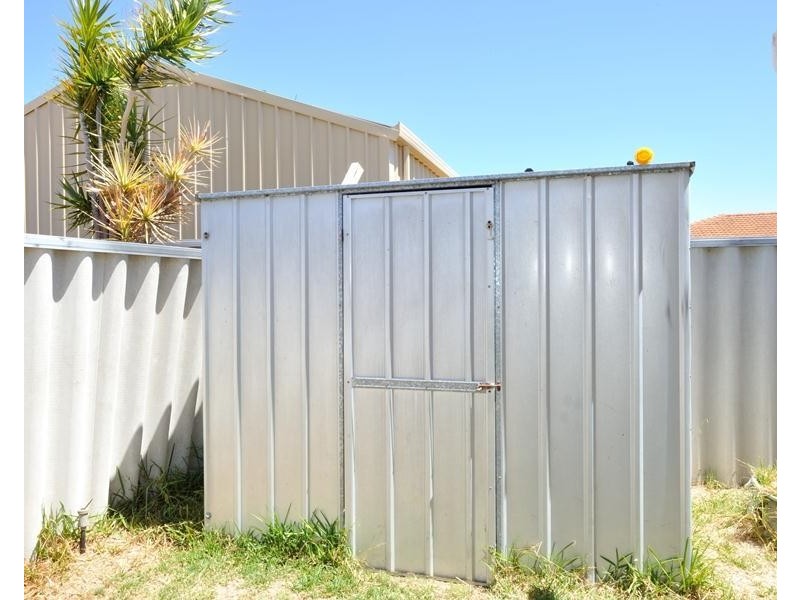 3B Ensay Place, Dudley Park WA 6210
