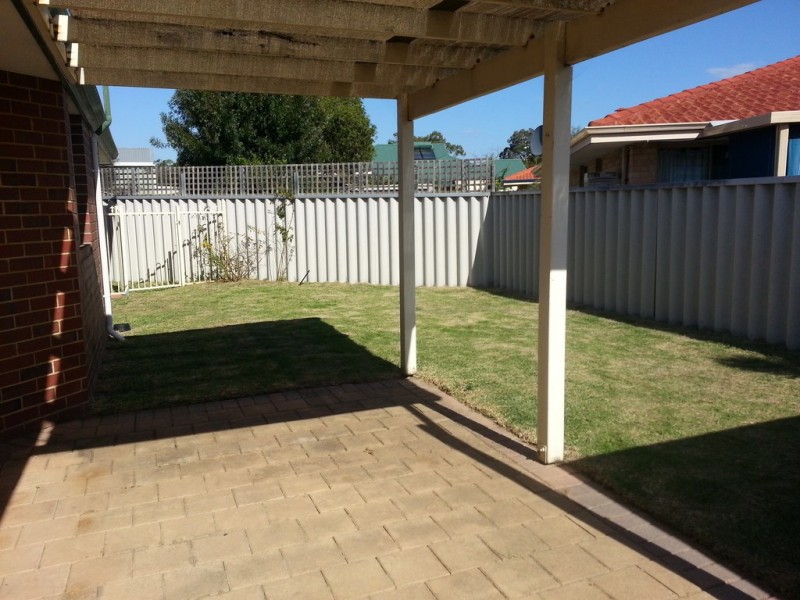 3B Ensay Place, Dudley Park WA 6210