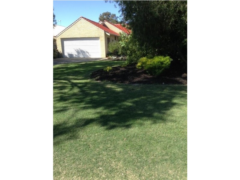 2 Robertson Grove, South Yunderup WA 6208