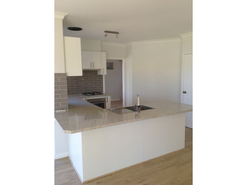 2 Robertson Grove, South Yunderup WA 6208