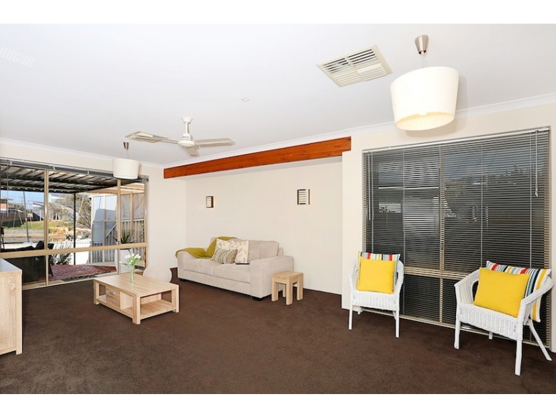 6 Woolah Place, South Yunderup WA 6208