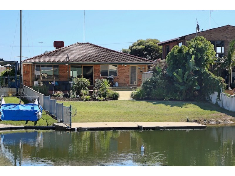 6 Woolah Place, South Yunderup WA 6208