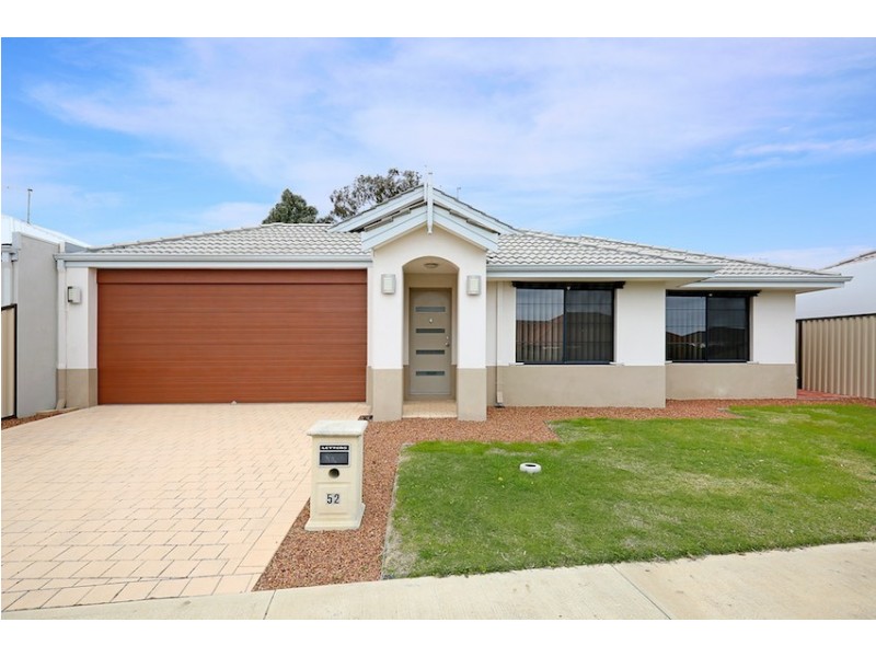 52 Oakleigh Drive, Erskine WA 6210