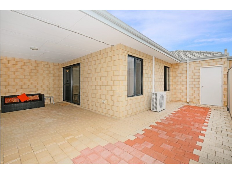 52 Oakleigh Drive, Erskine WA 6210