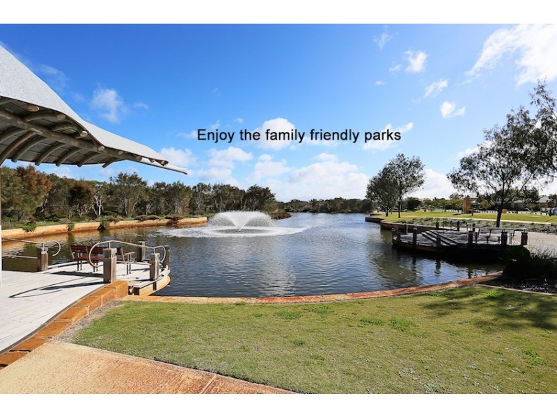 8 Coquette Pass, Dudley Park WA 6210