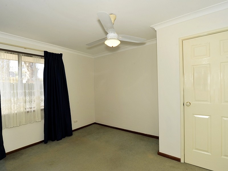 3 Yelta Street, Greenfields WA 6210