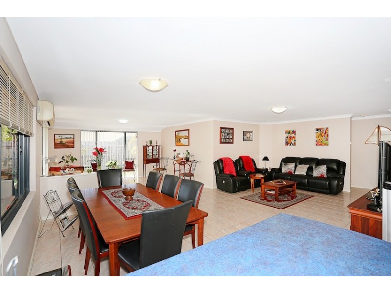 1 Cliff Lane, Halls Head WA 6210