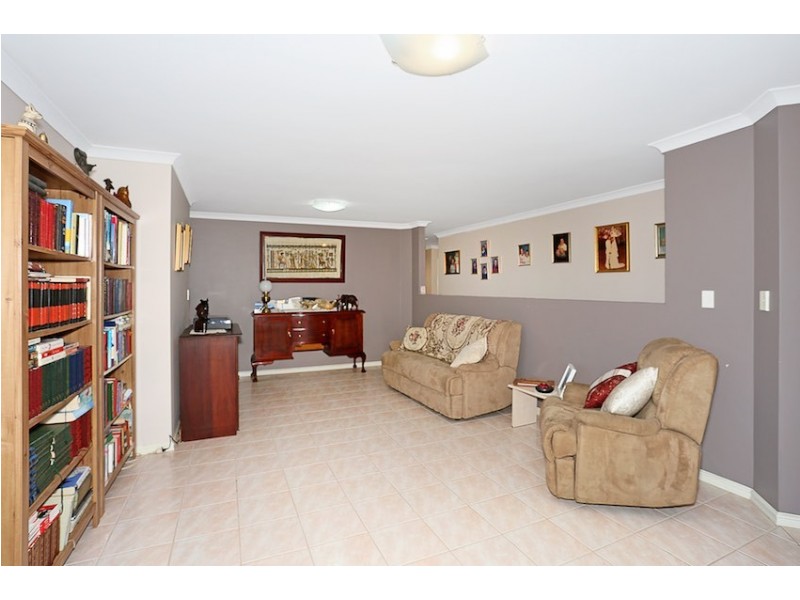 1 Cliff Lane, Halls Head WA 6210
