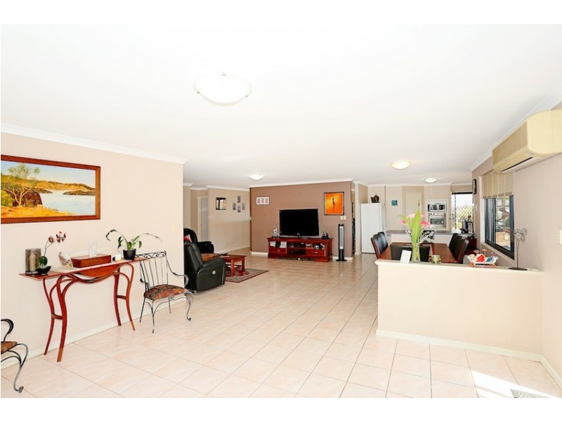 1 Cliff Lane, Halls Head WA 6210