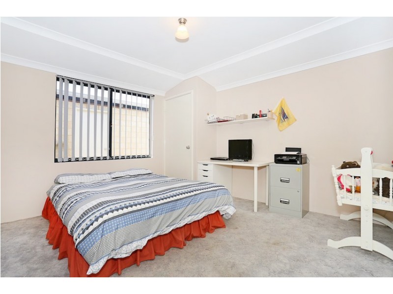 1 Cliff Lane, Halls Head WA 6210