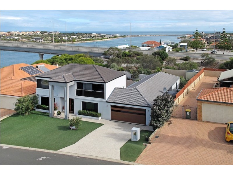 9 Spoonbill Retreat, Wannanup WA 6210