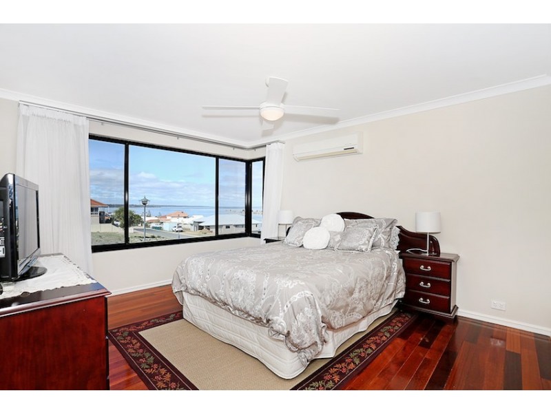 9 Spoonbill Retreat, Wannanup WA 6210