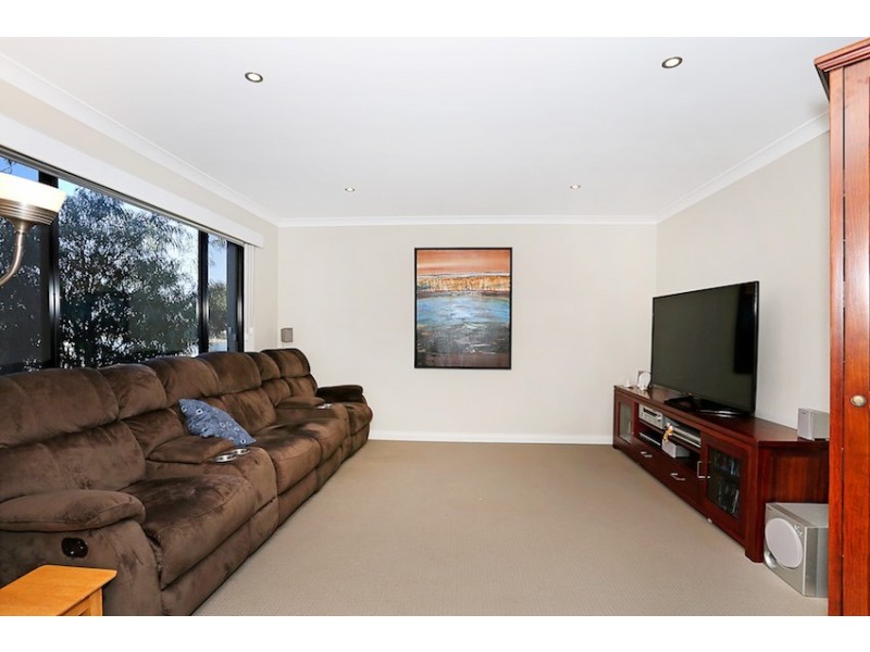9 Spoonbill Retreat, Wannanup WA 6210