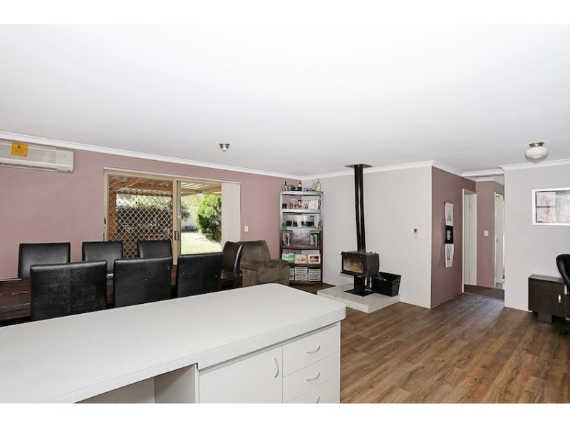 19 Reynolds Avenue, Greenfields WA 6210