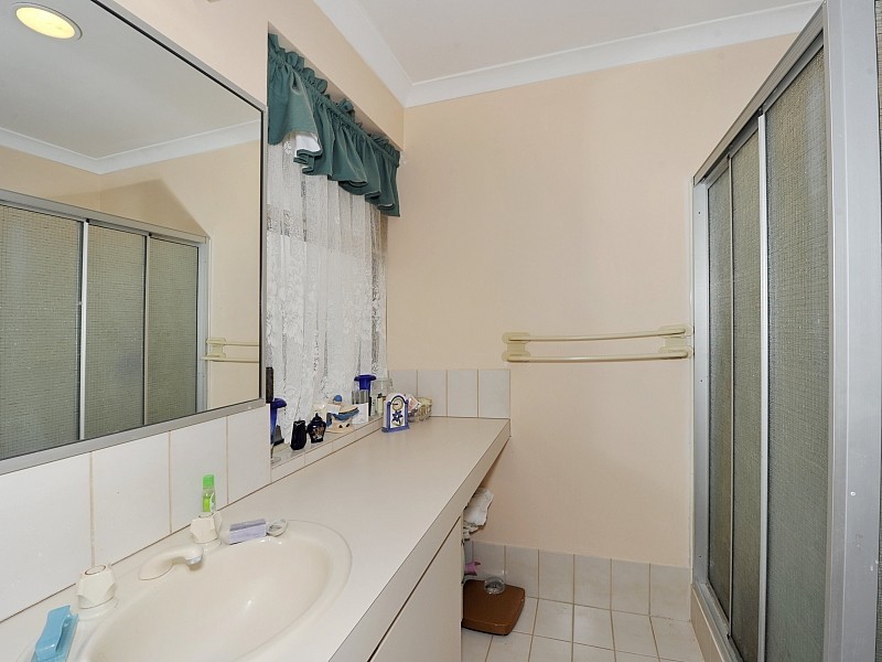 175 McLarty Road, Halls Head WA 6210