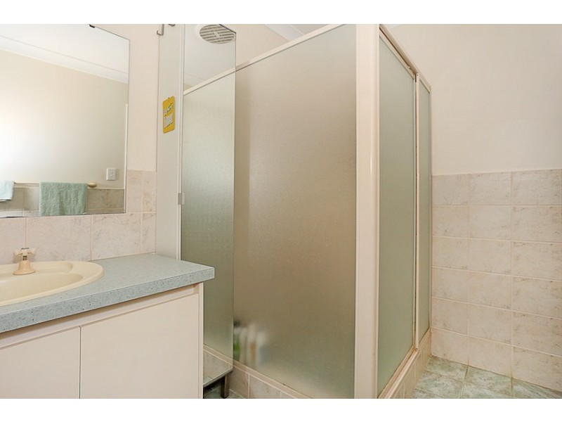 4 Brouwer Trail, Dudley Park WA 6210