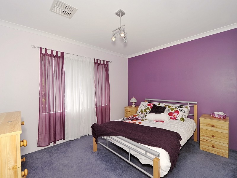 13 Carnarvon Way, Erskine WA 6210