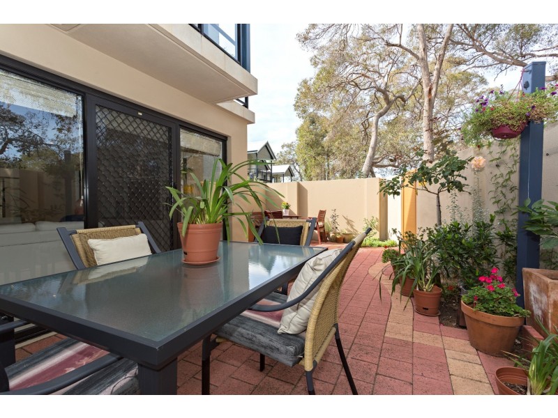 10/79 Sticks Boulevard, Erskine WA 6210