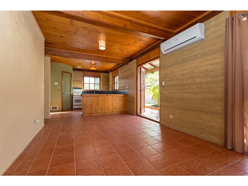 20 Regent Drive, Wannanup WA 6210