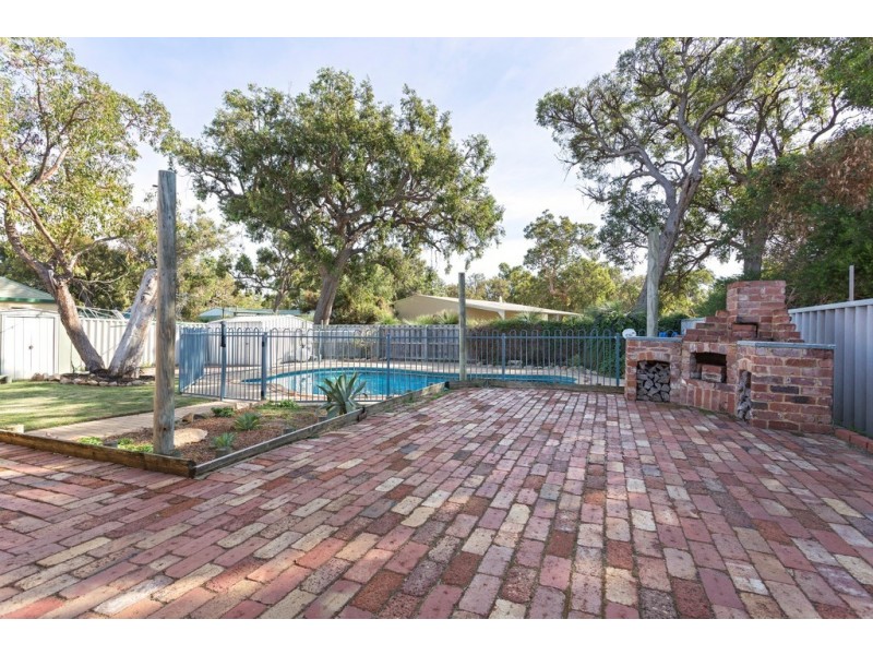 20 Regent Drive, Wannanup WA 6210