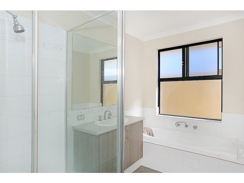 43 George Hibbert Road, Madora Bay WA 6210