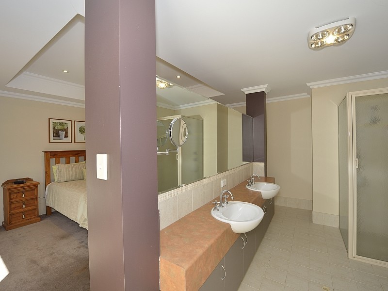 22 Flinders Street, Falcon WA 6210