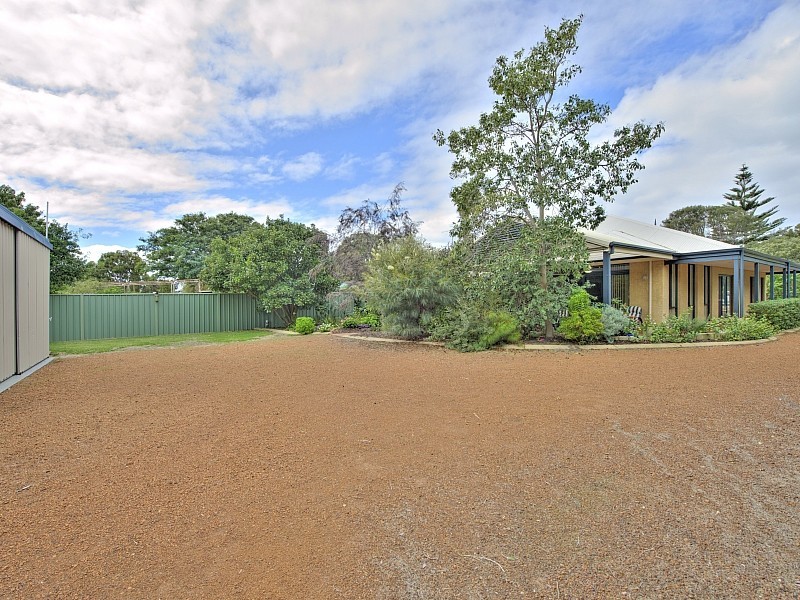 22 Flinders Street, Falcon WA 6210