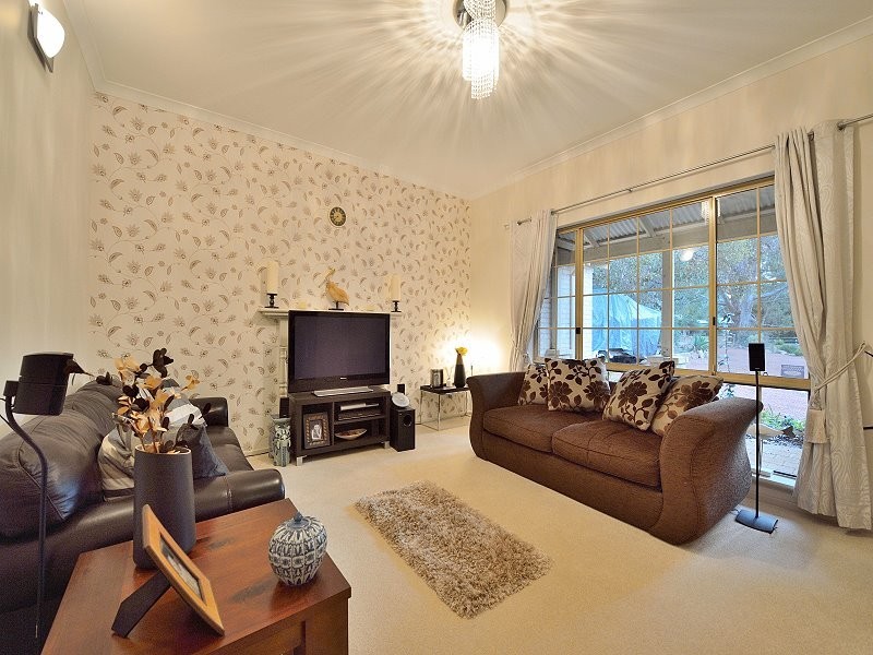 16 Honeytree Place, Falcon WA 6210