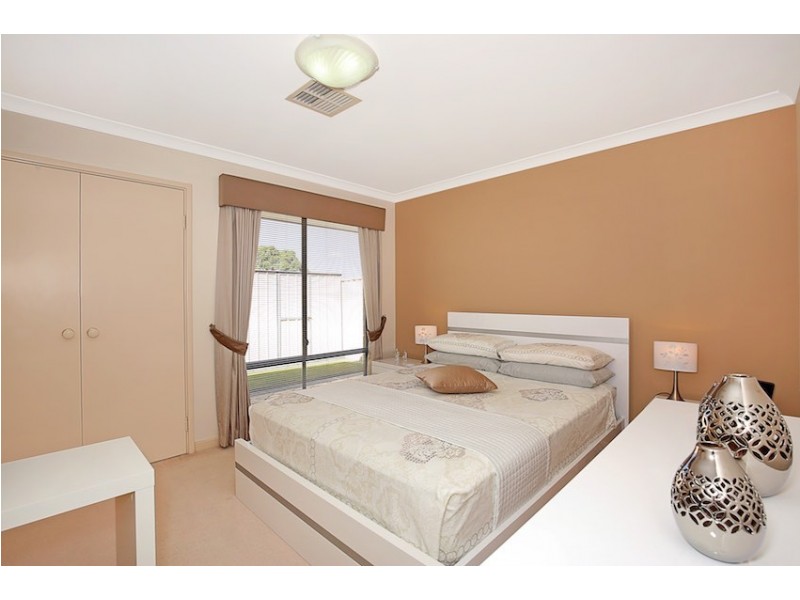 33 Leveque Loop, San Remo WA 6210