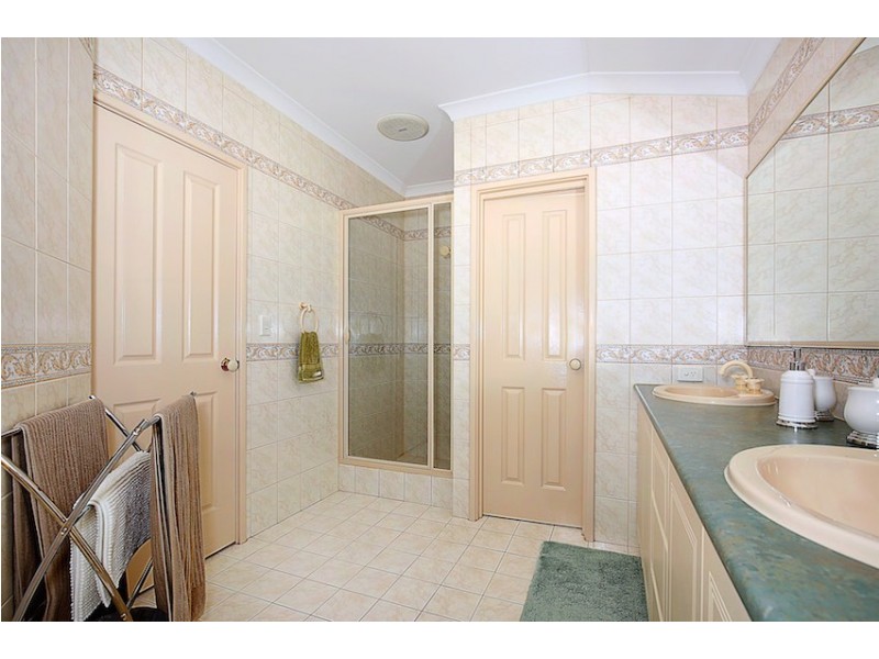 33 Leveque Loop, San Remo WA 6210