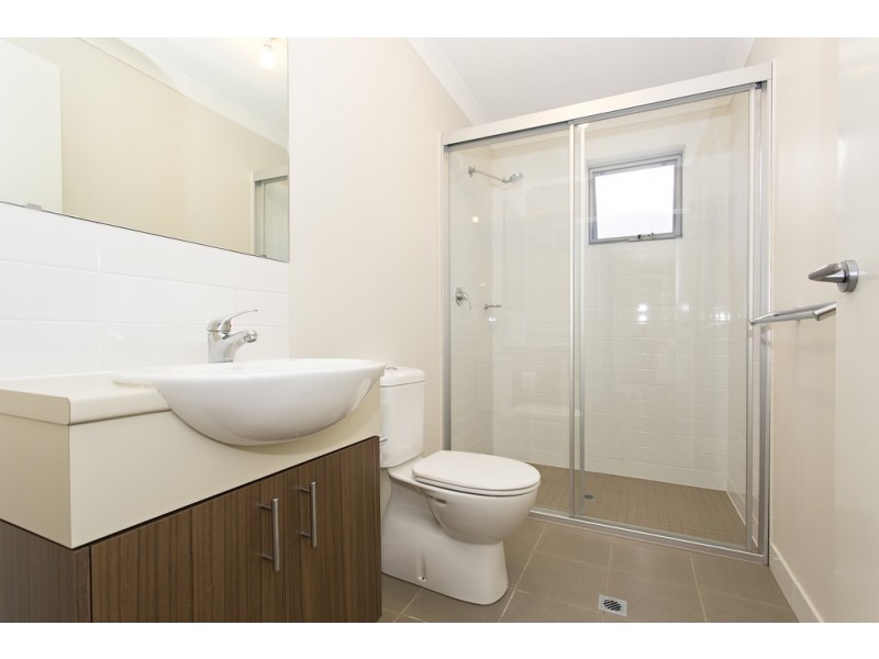 27 Elkridge Turn, Meadow Springs WA 6210