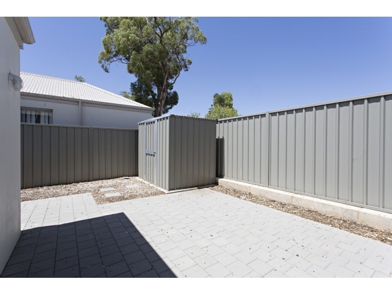 27 Elkridge Turn, Meadow Springs WA 6210