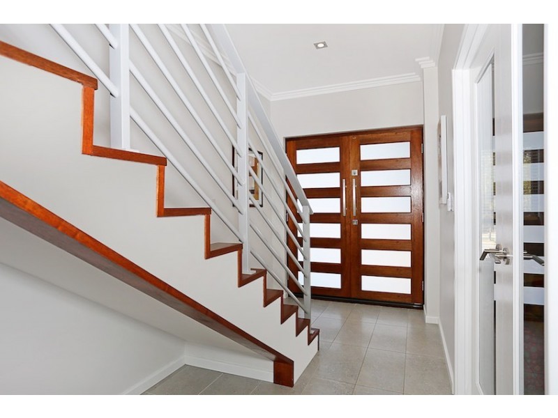 11 Len Howard Drive, Erskine WA 6210