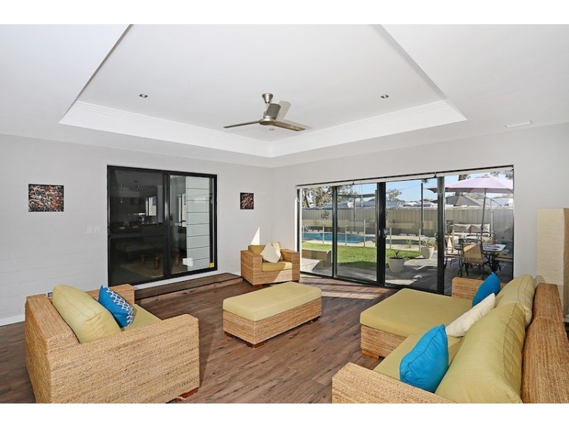 11 Len Howard Drive, Erskine WA 6210