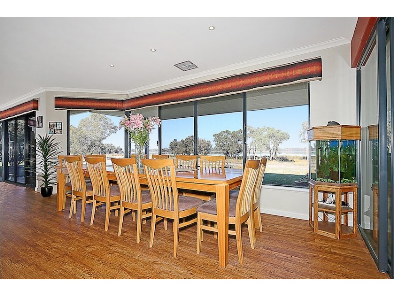 70 Peaceful Waters Drive, Barragup WA 6209